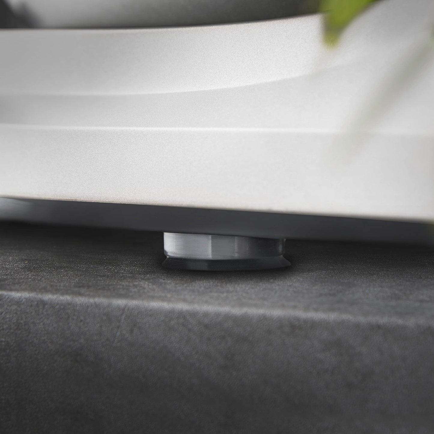 Kapplico 1800W Stand Mixer with Large 7L Stainless Steel Bowl and 3 Attachments - Whisk, Beater and Dough Hook, Splash Guard, 6 Speeds, Non Slip Feet, White